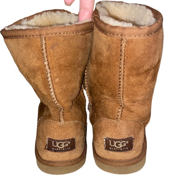 UGG Medium Brown Sheepskin Style F3008I Short Ankle Boots Size 6 - Picture 10 of 13